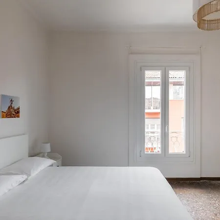 Apartment Alessandrini Finestrella By Wonderful Italy Bologna